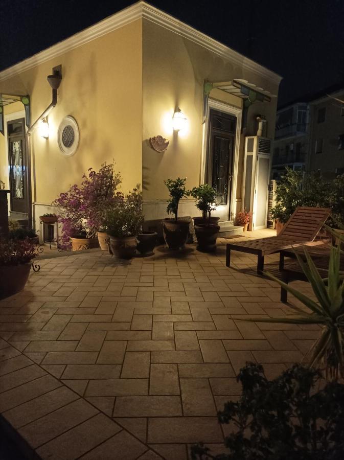 مبيت وإفطار نابولي Il Portoncino المظهر الخارجي الصورة